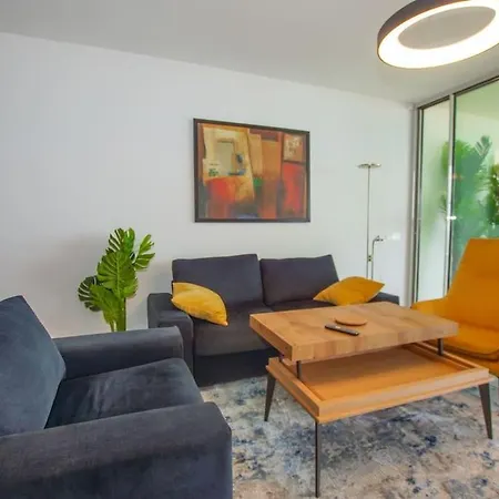 2 Bed Stupa Hills With Panoramic Sea View Appartement *