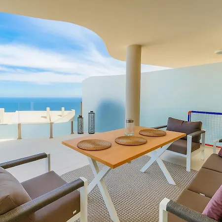2 Bed Stupa Hills With Panoramic Sea View Appartement